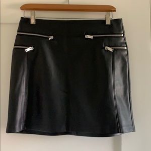 Faux leather mini skirt
